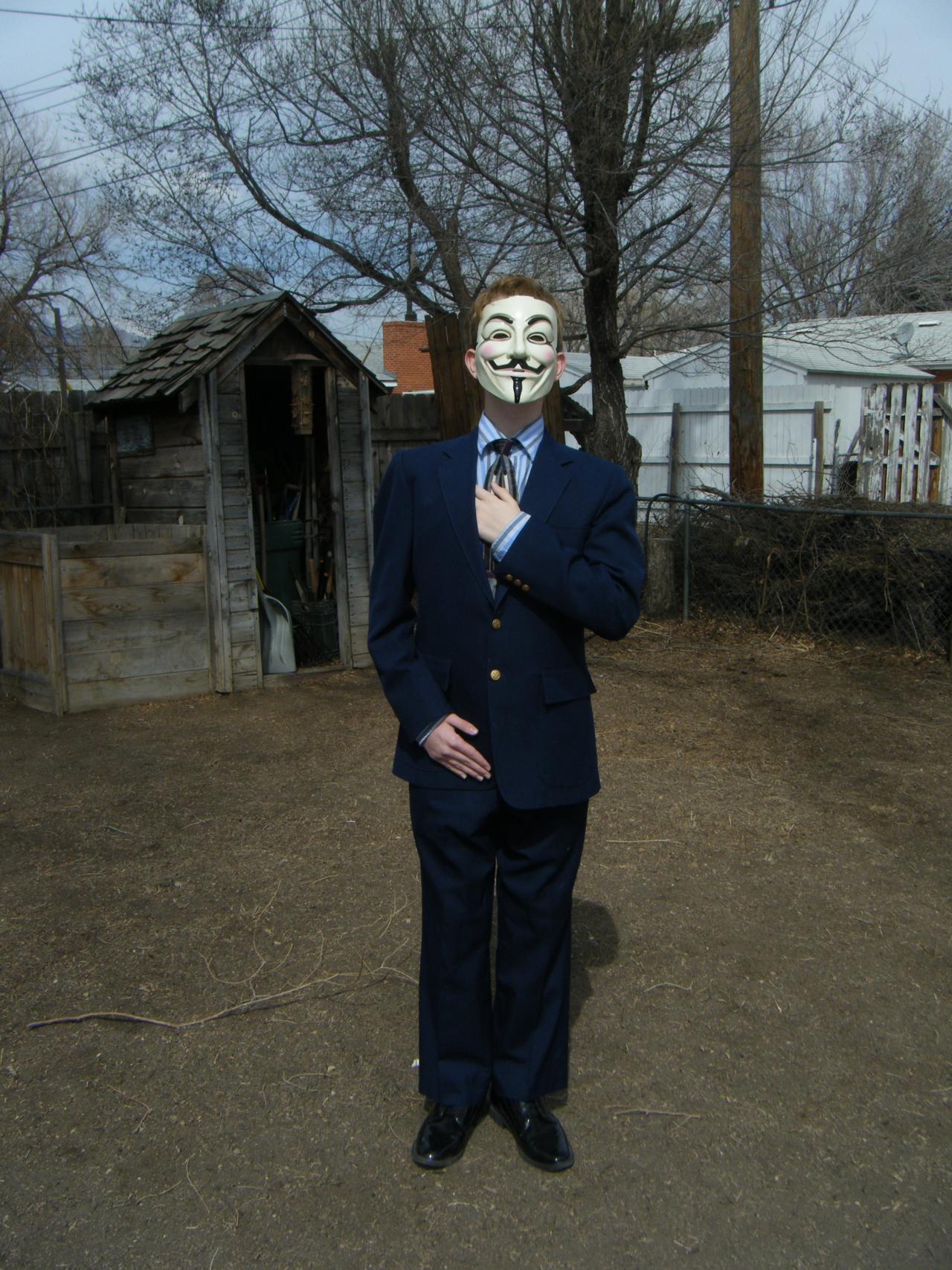 AlexTheAnon - Full picture.