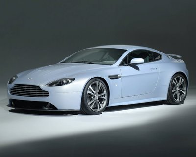 Aston Martin V12 Vantage