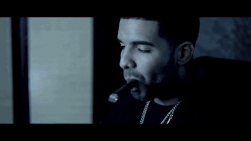 Drake smoke cigar