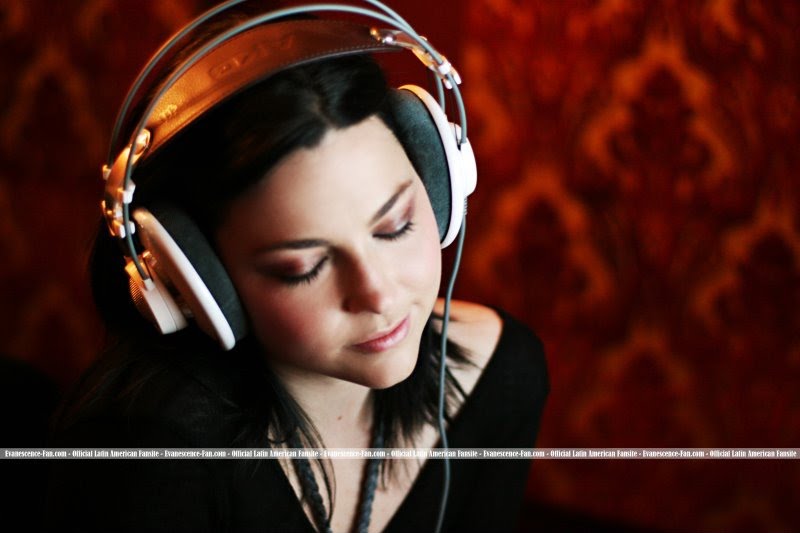 Evanescence (Amy Lee)