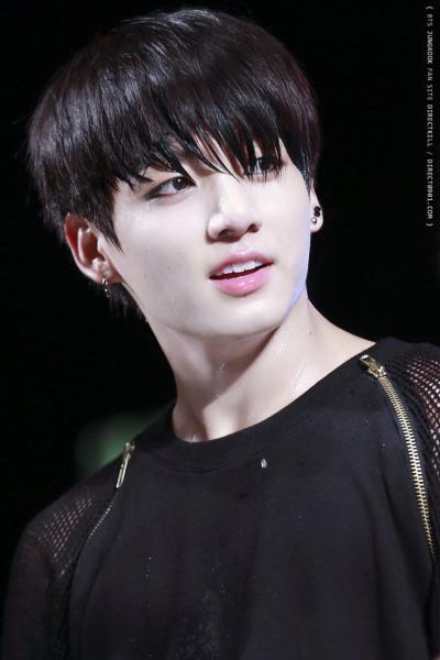 I love Kookie's hair in this one