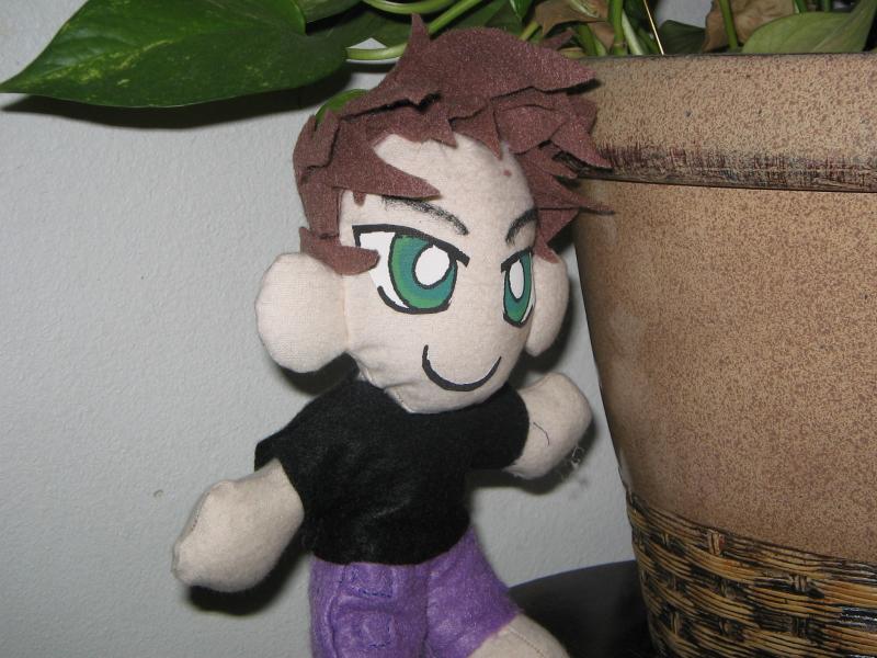 It be Green, hiding from his fan girls.