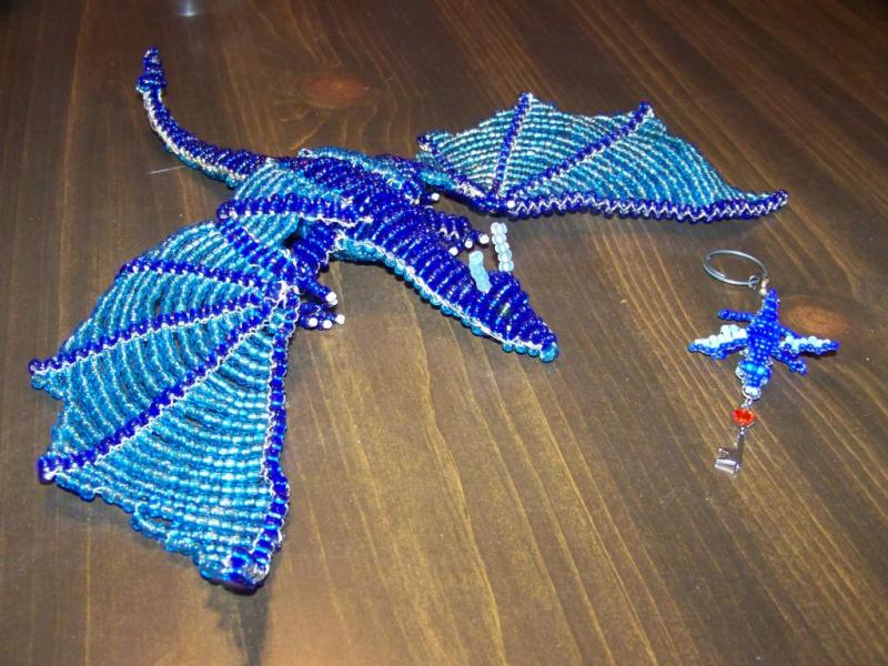 Large Blue Dragon with its Keychain partner.
I made these for a friend for Valentine's Day :)
It was also my first large 3D project.