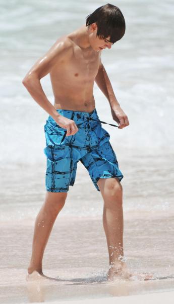 Look at thaose legs!
