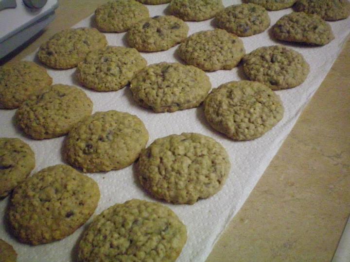 Oatmeal Chocolate Chip Cookies. They were quite delicious. <3