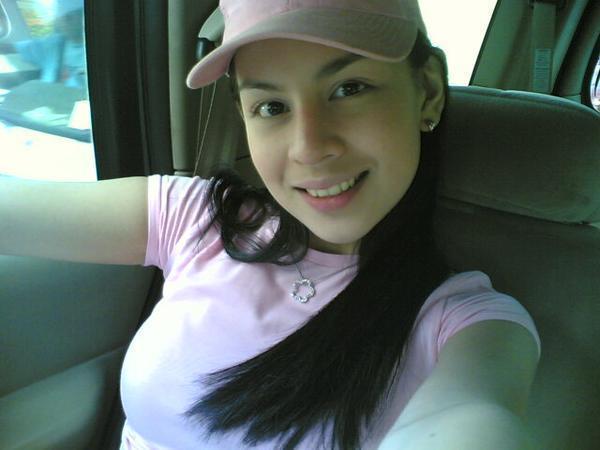 pretty in pink...plus the hat! Women look good wearing hats!