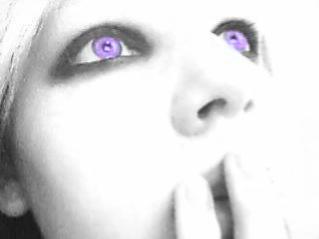 purple eyes shot