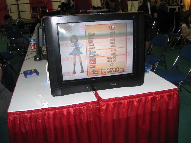 Since when did they have a Haruhi dancing game ^^;